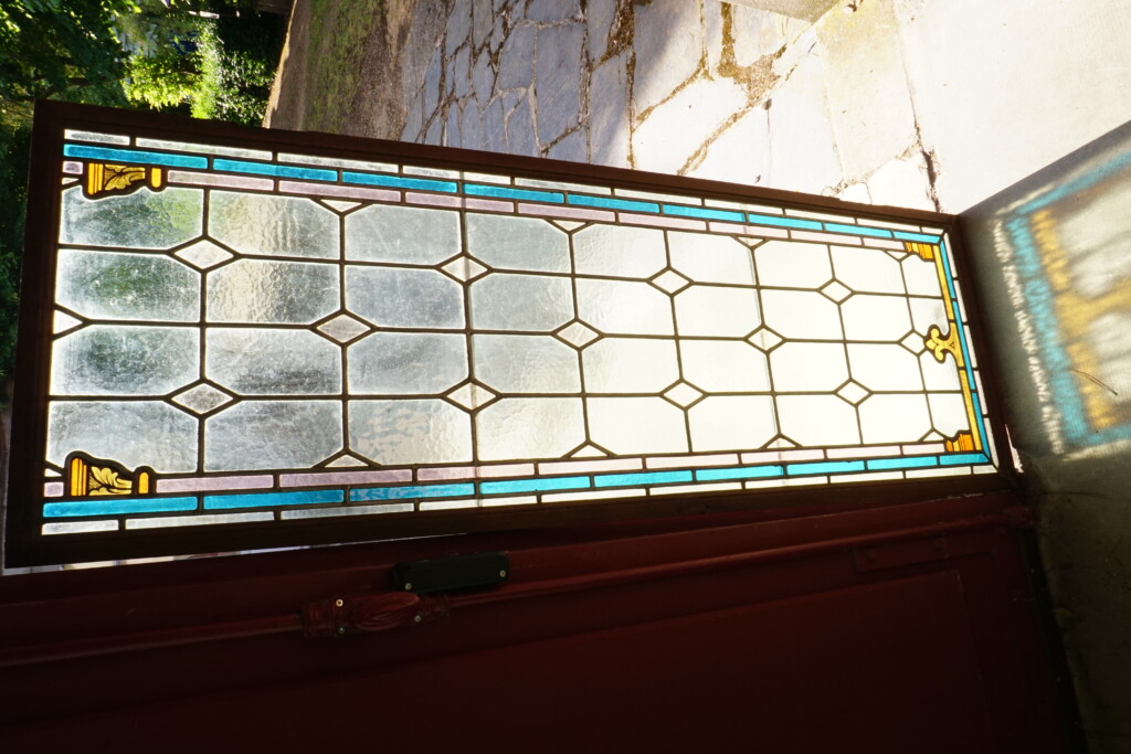 Vitrerie simple avec colonnes – Image 4