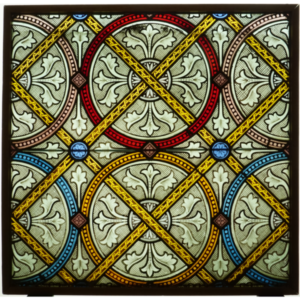 Décor sur fond de feuillage