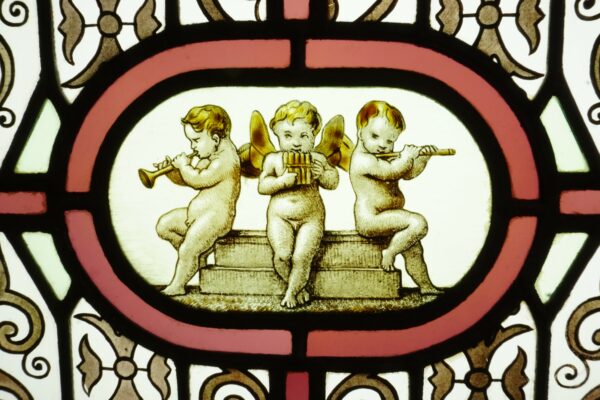 Anges musiciens et couple – Image 3